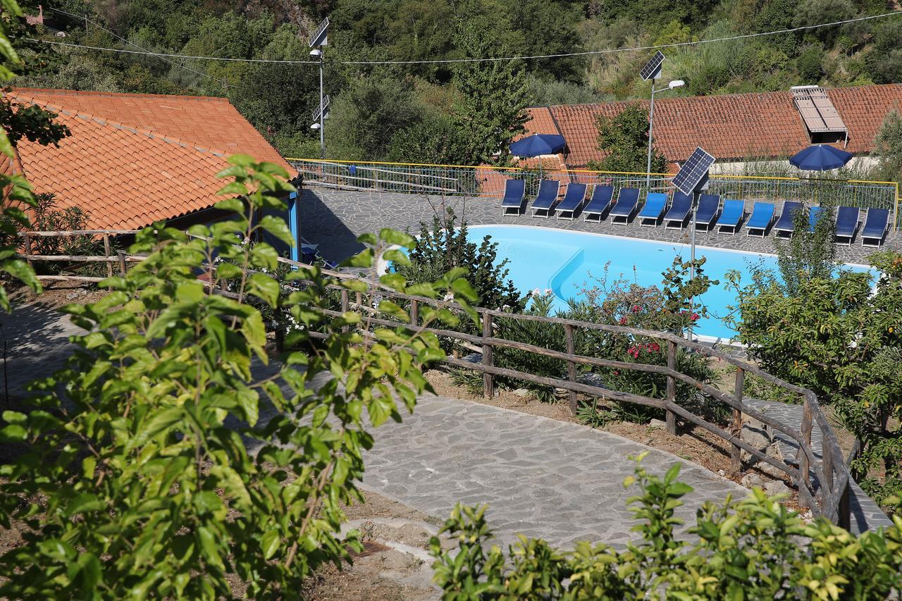 Villa Turismo Rurale Il Sole Sant'Angelo di Brolo Exterior foto